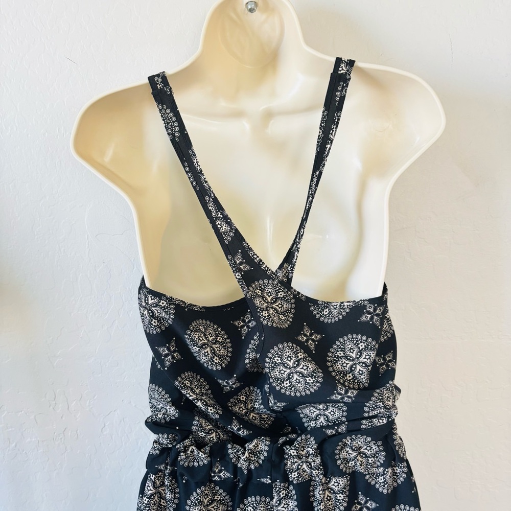 Aeropostale Black and Gray Jumpsuit with Tapered‎ Leg - Picture 6 of 12